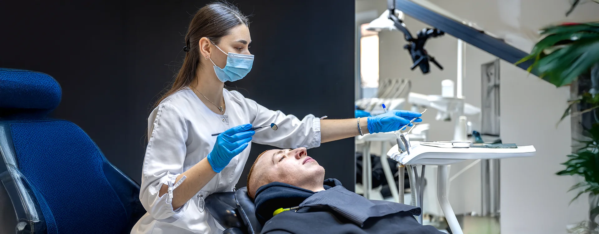Explore wisdom tooth removal in Turkey!