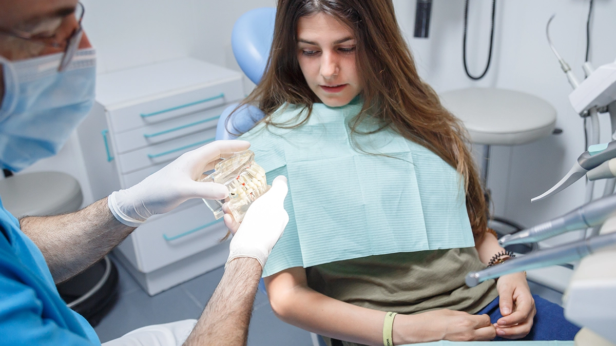 What happens if the root canal tooth breaks?
