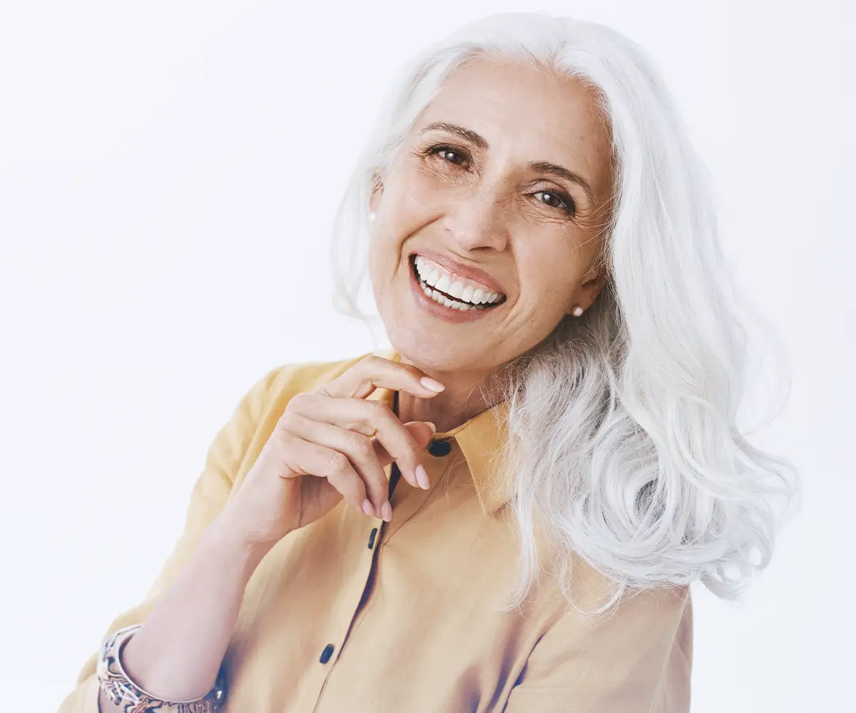Flying Home After Dental Implants: How Soon Is It Safe? 5 dental implant recovery timeline before flying home after surgery