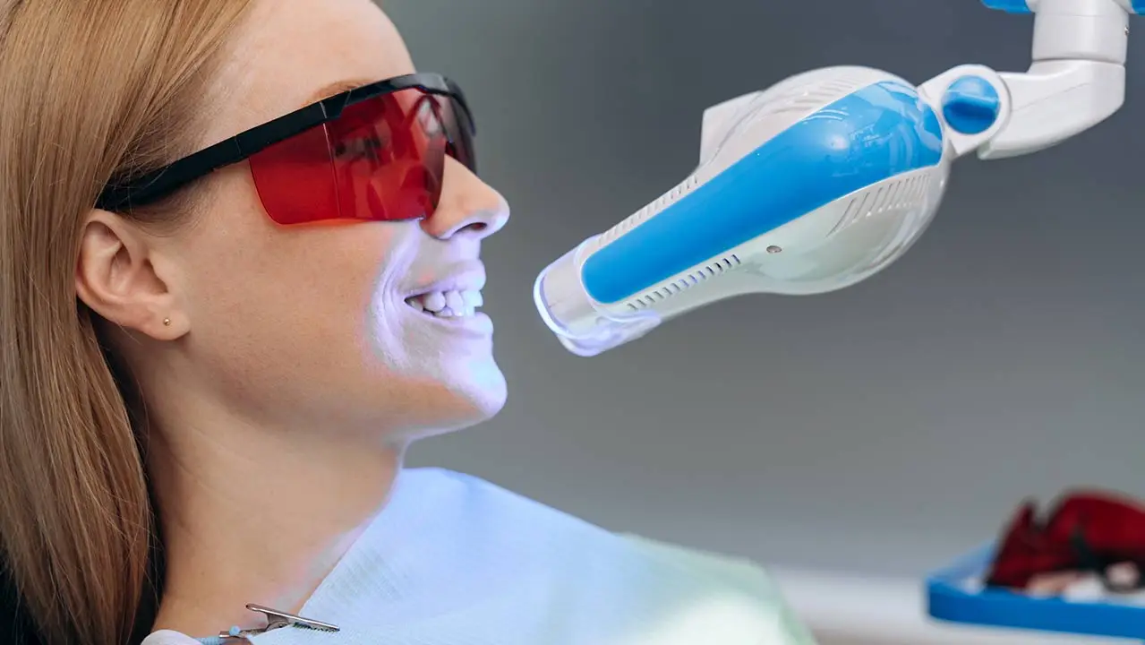 Obtenez des informations sur les prix du blanchiment des dents.